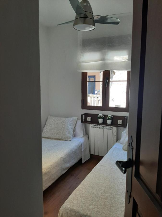 Casa Con Patio Y Chimenea En Piedralavesヴィラ エクステリア 写真