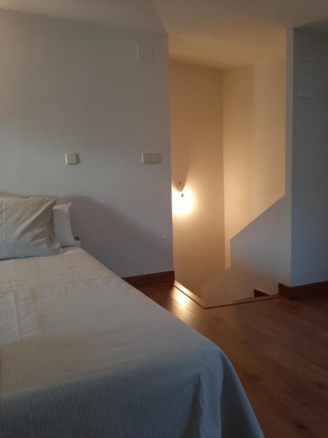 Casa Con Patio Y Chimenea En Piedralavesヴィラ エクステリア 写真